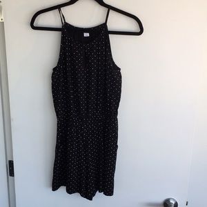 Cute black/white polka dot Old Navy romper size S